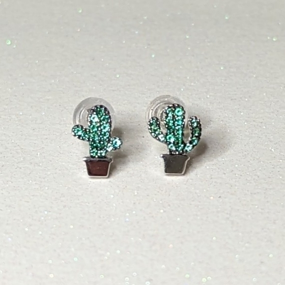 Cactus asymmetrical 925 sterling silver stud earrings - Picture 3 of 6